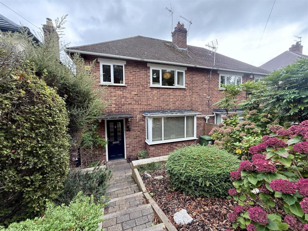 Main image of property: Greville Road, Warwick