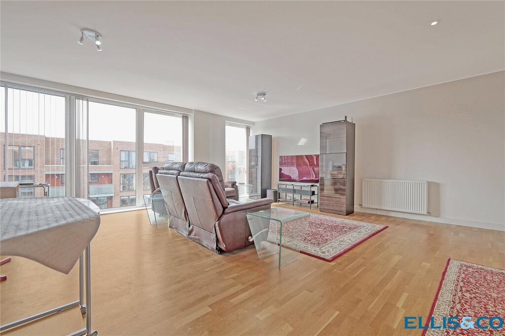 Main image of property: Bathurst Square, London, N15