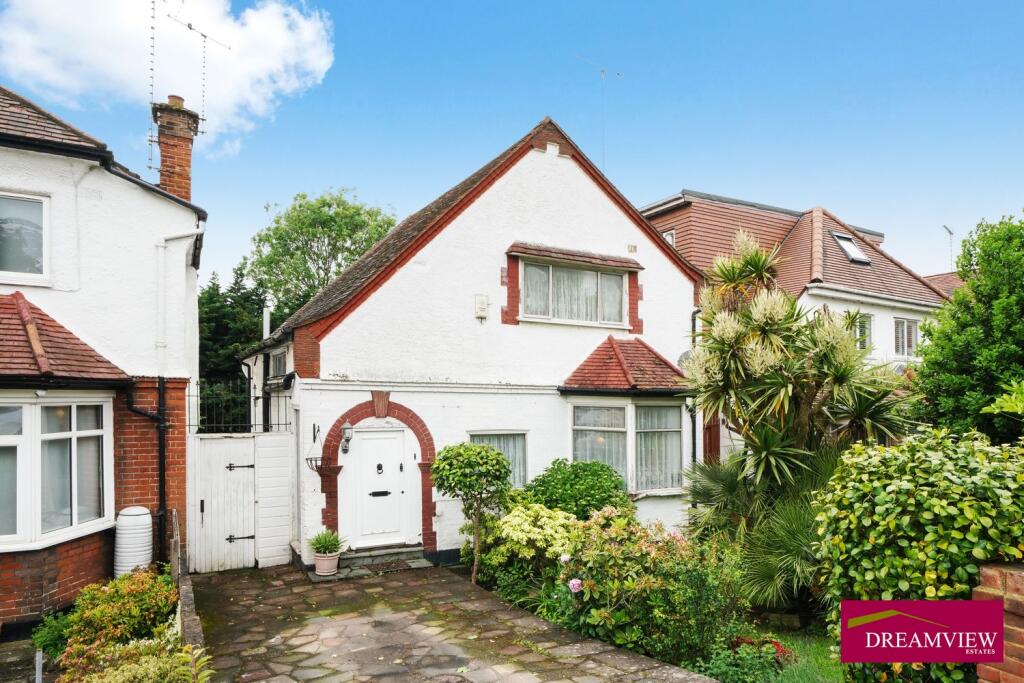 Main image of property: WENTWORTH ROAD, LONDON, NW11