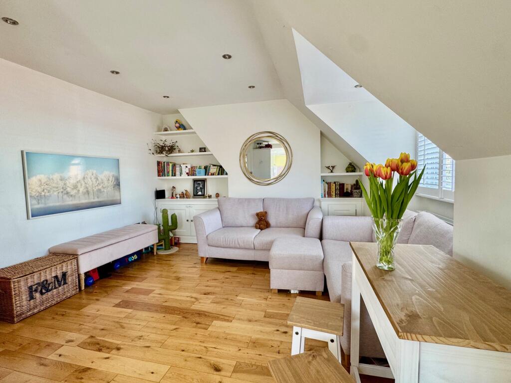 Main image of property: WOODSTOCK ROAD, GOLDERS GREEN, NW11
