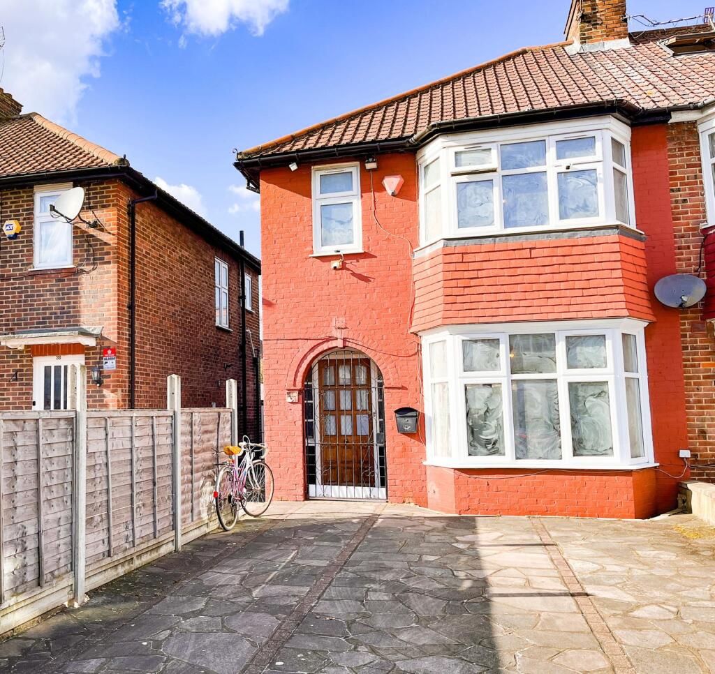 Main image of property: Pennine Drive, London, NW2