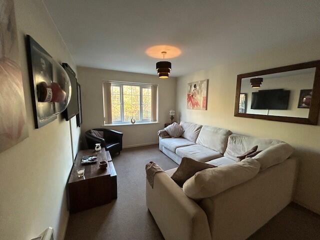 Main image of property: 7 St. Edmunds House, Robinson Road