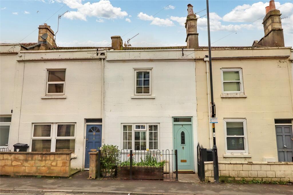 2 bedroom terraced house for sale in Brougham Hayes, Oldfield Park, Bath, BA2