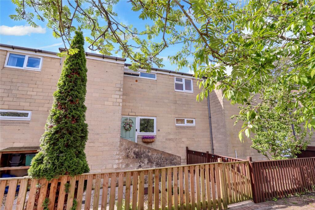 3 bedroom terraced house for sale in Loxton Drive, Twerton, Bath, BA2