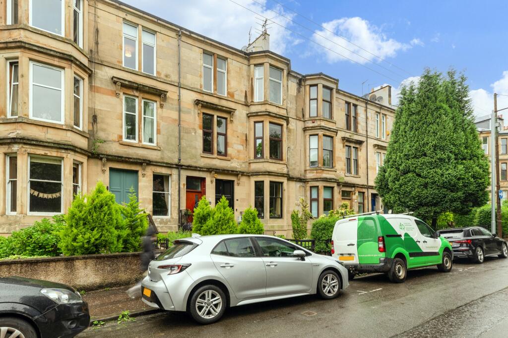 2 bedroom apartment for sale in Hayburn Crescent, Partickhill, Glasgow, G11