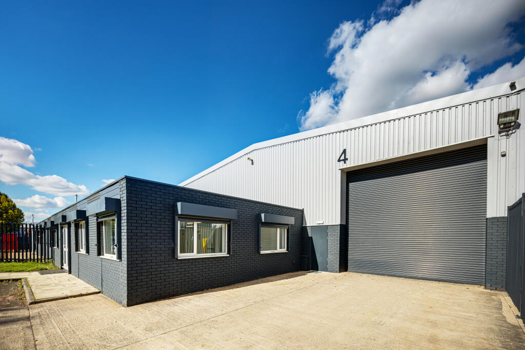 Main image of property: Spring Road Industrial Estate, West Bromwich, Birmingham, B66 1PE