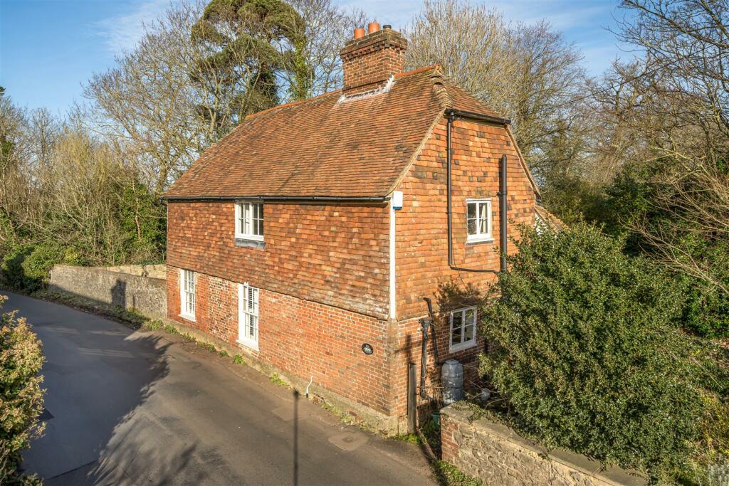 3 bedroom cottage for sale in Clare Lane, East Malling, West Malling, ME19