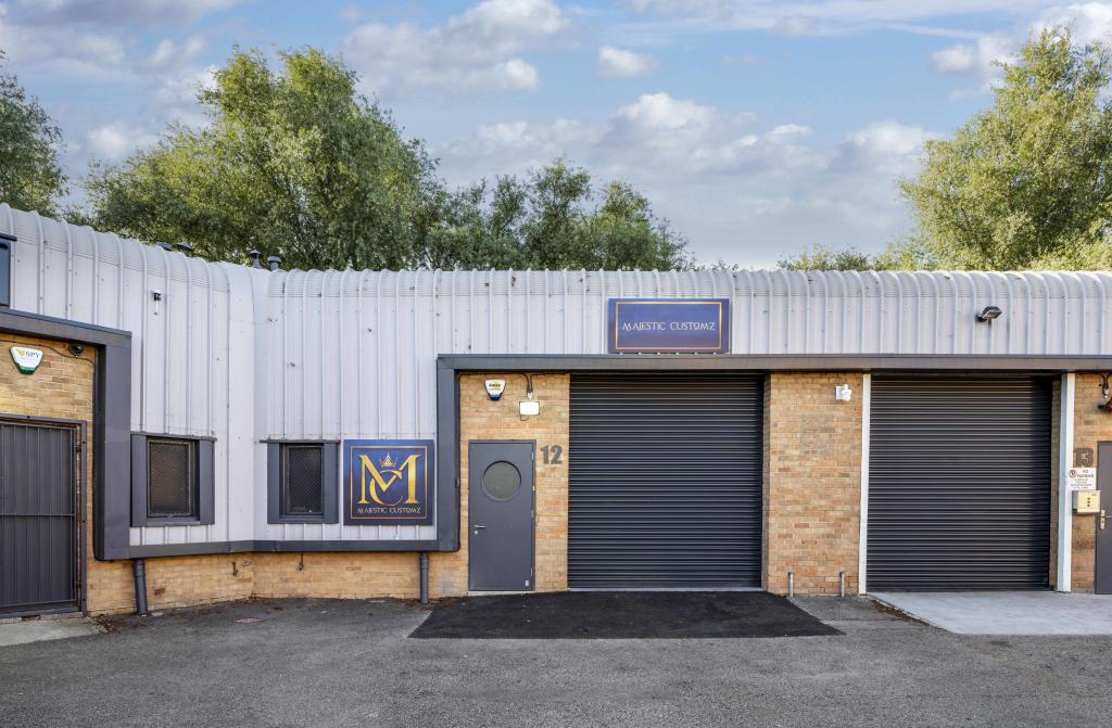 Additional property image - Kencot Close Business Park, Kent, DA18 4AB