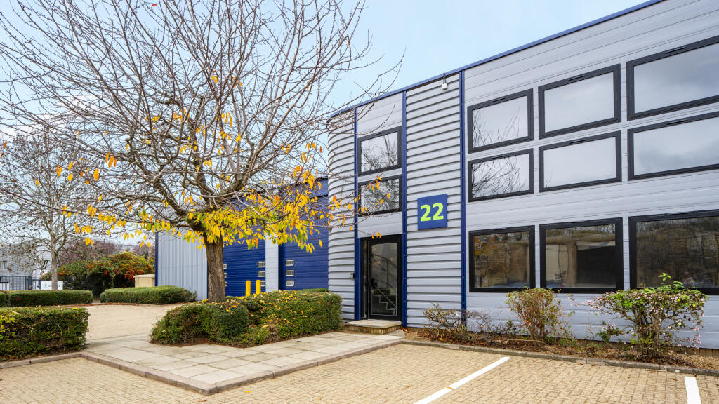 Main image of property: Interchange Park, Plover Close, Newport Pagnell, Milton Keynes, MK16 9PS