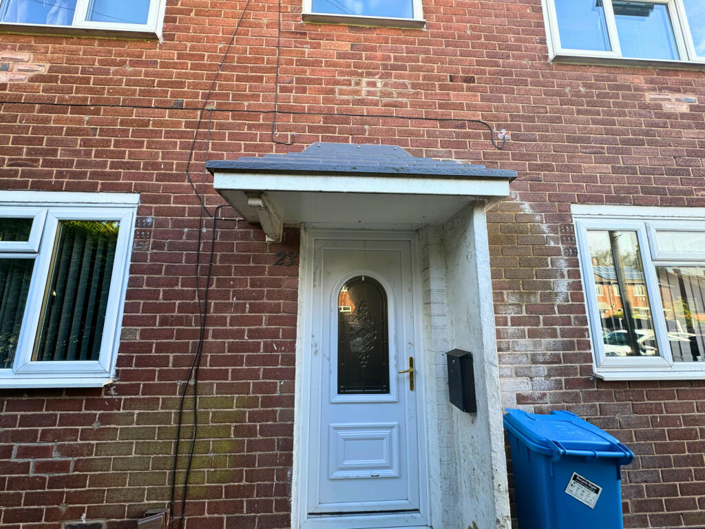 2 bedroom terraced house for rent in Southwick Road, Northern Moor
