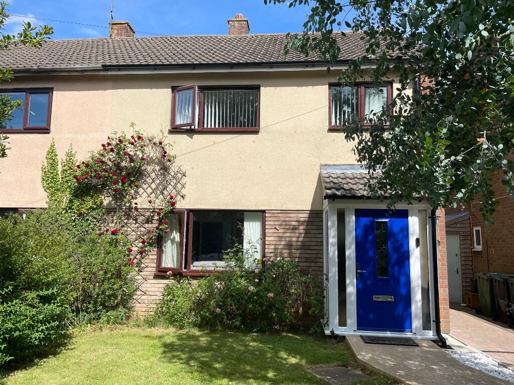 Main image of property: Holly Walk, MK45