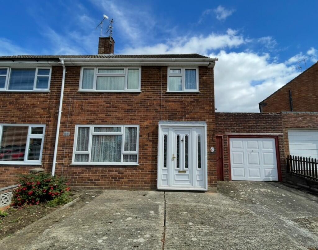 Main image of property: Highfield Road, Leighton Buzzard, Bedfordshire, LU7
