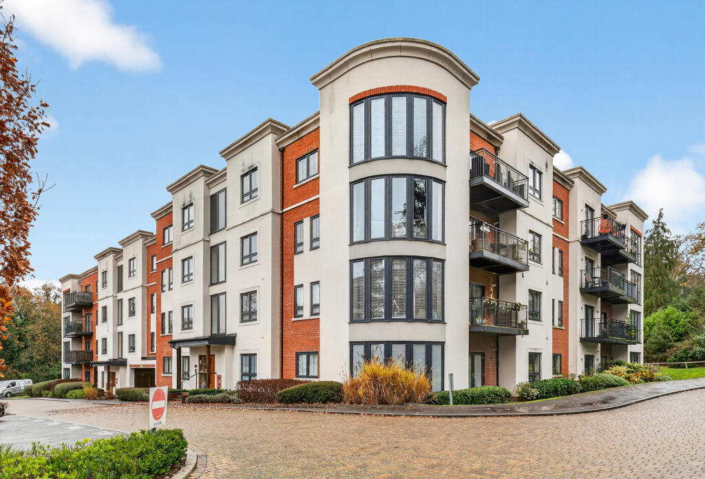 Main image of property: London Road, Bracknell