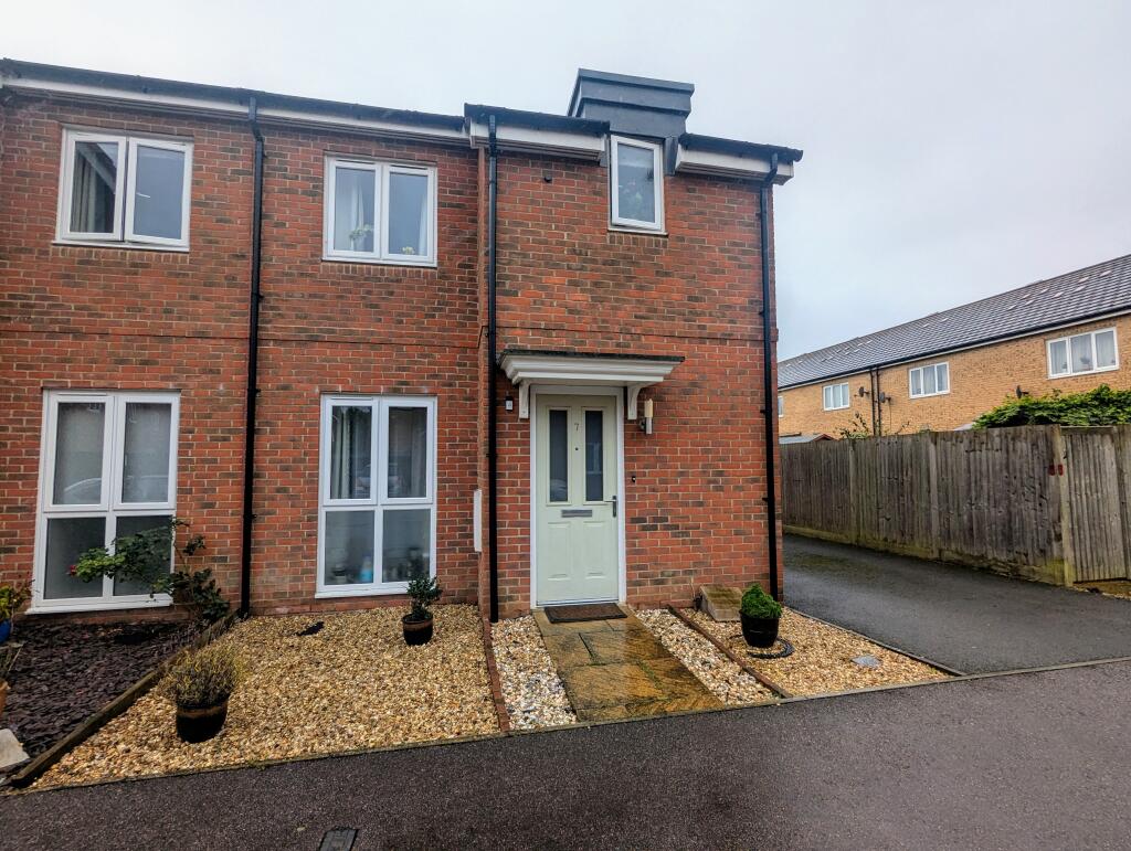 Main image of property: Breedon Drive, Berryfields, HP18