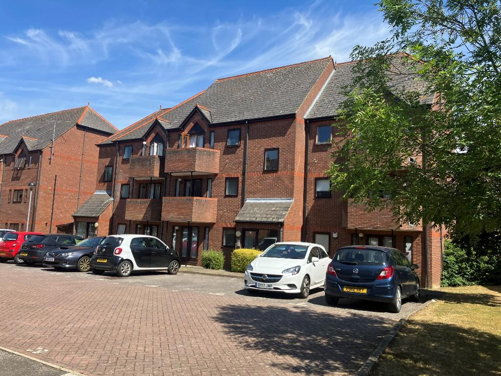 Main image of property: Ashtree Court, Granville Road, St. Albans, Hertfordshire, AL1 5UE