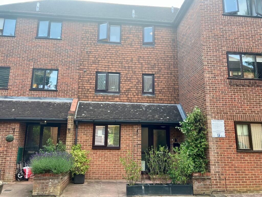Main image of property: Ramsey Lodge Court, Hillside Road, St. Albans, Hertfordshire, AL1 3QY