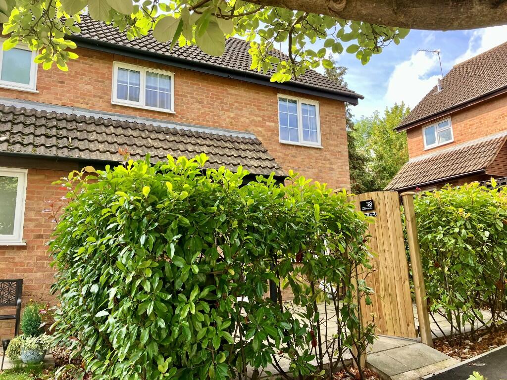Main image of property: Larkswood Rise, St. Albans, Hertfordshire, AL4 9JU