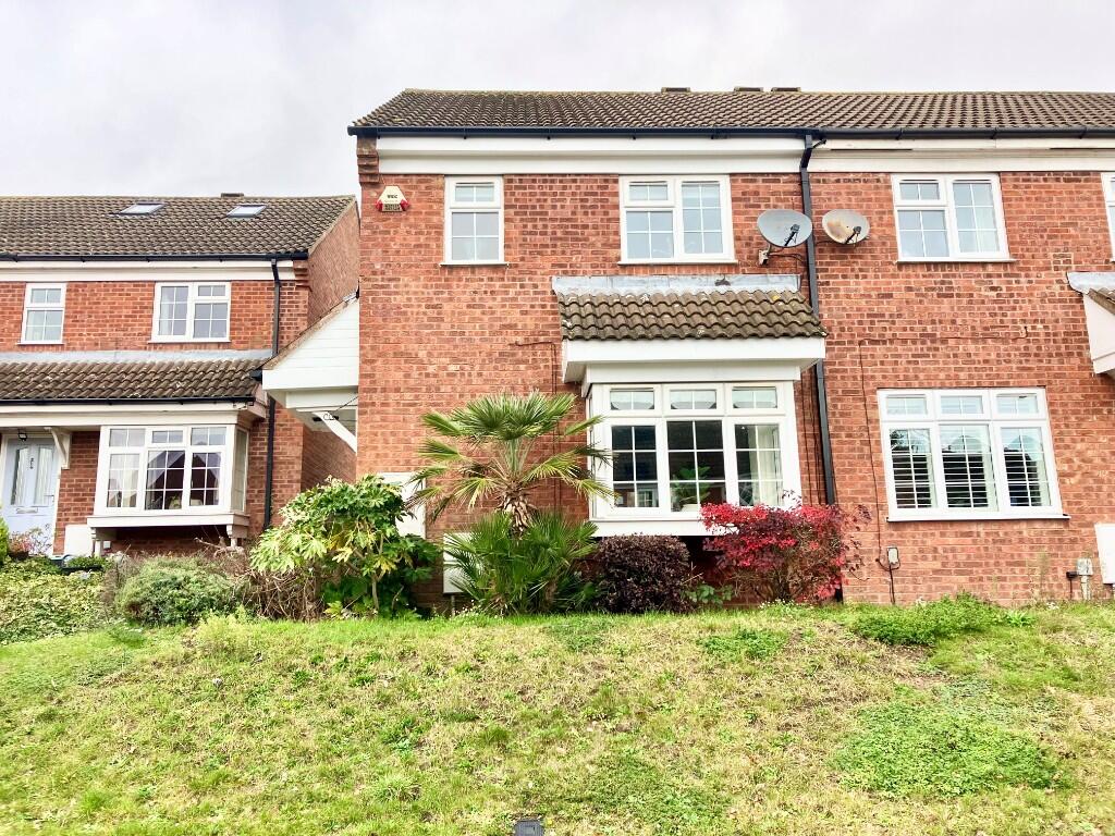 Main image of property: Ashdales, St. Albans, Hertfordshire, AL1 2RA