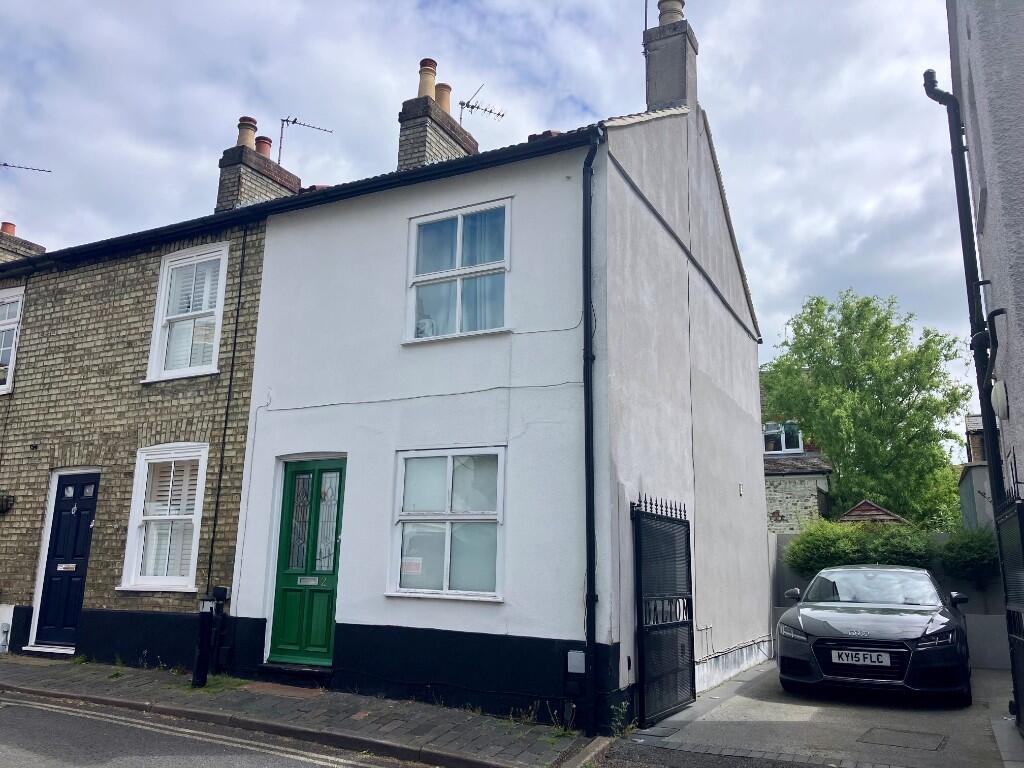 Main image of property: Dalton Street, St. Albans, Hertfordshire, AL3 5QQ