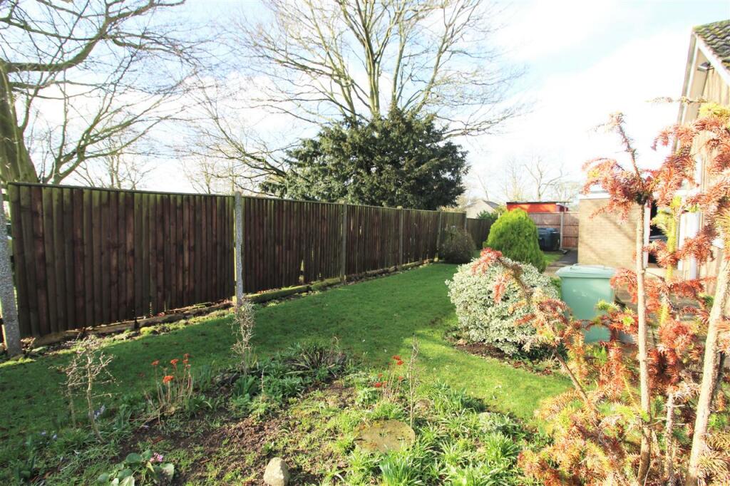 3 bedroom detached bungalow for sale in Paddock Close, Ropsley
