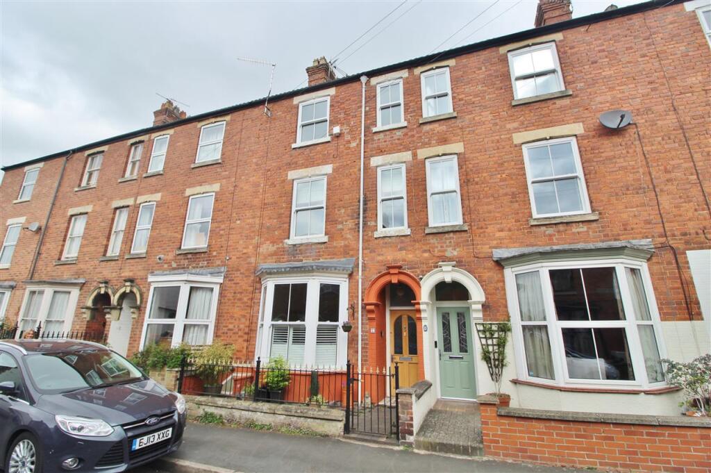 Main image of property: Chambers Street, Grantham
