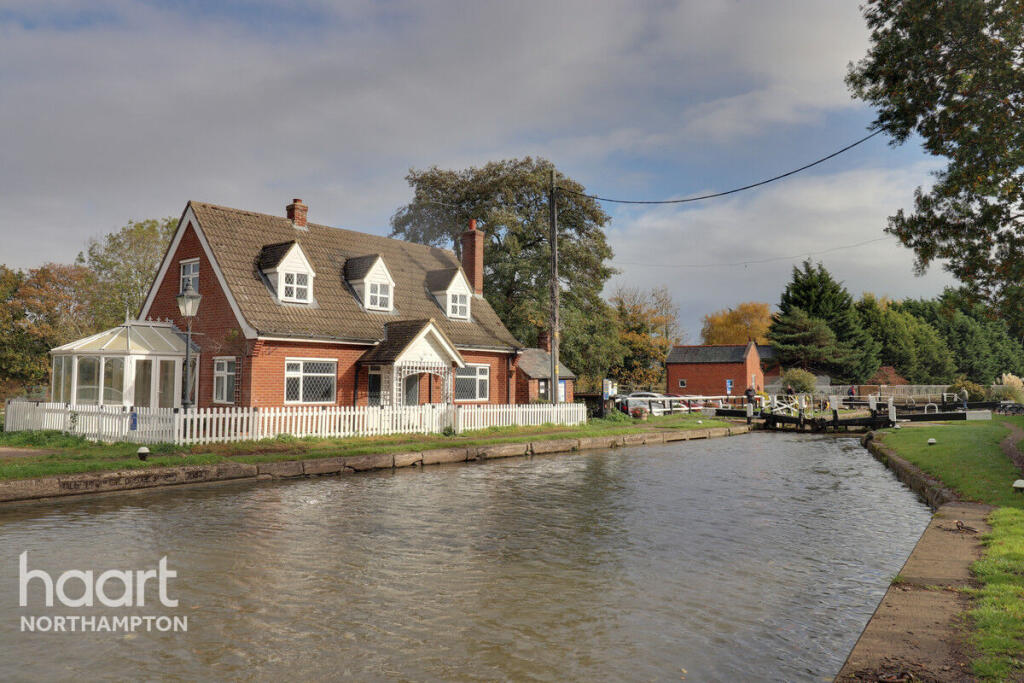 Main image of property: Long Buckby Wharf, Long Buckby