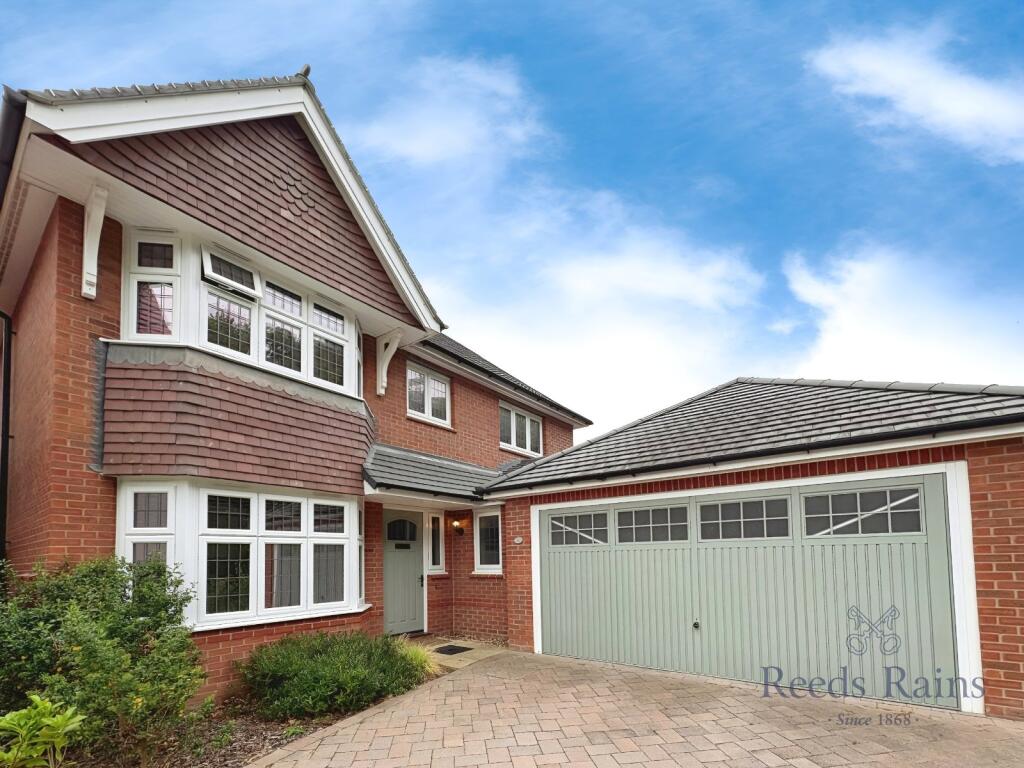 Main image of property: Papal Cross Close, Woolton, Liverpool, Merseyside, L25