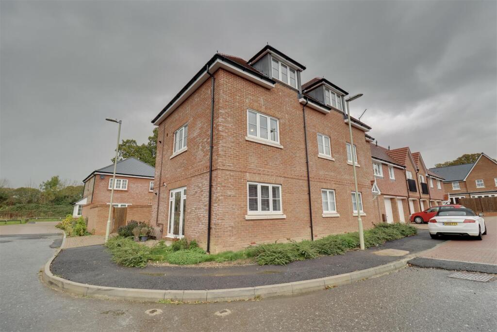 Main image of property: Coddington Grove, PO8 9ZE