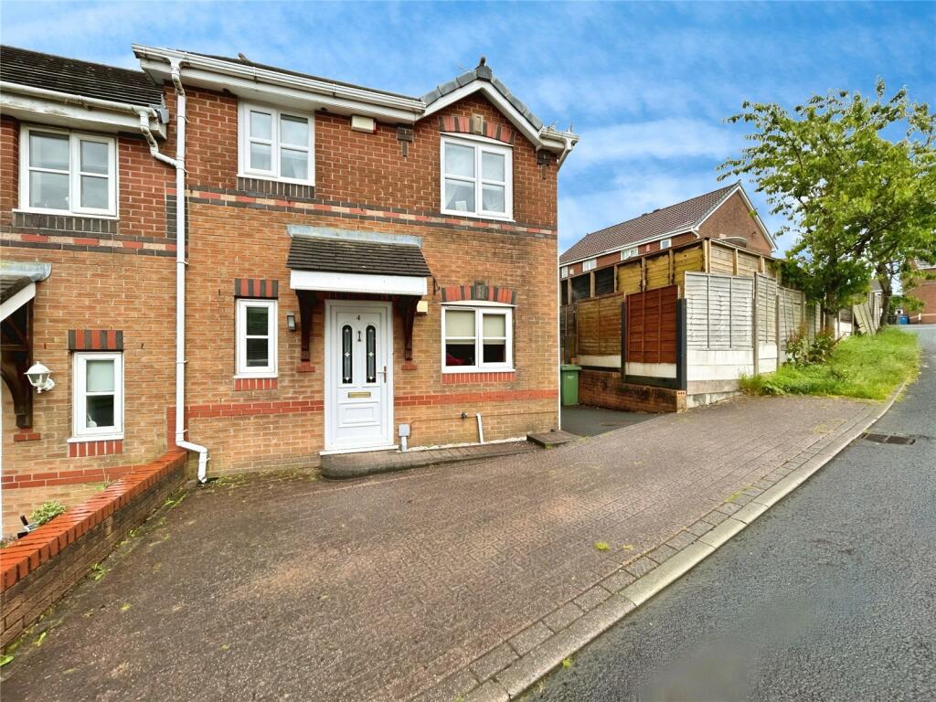 Main image of property: Flaxman Rise, Oldham, Greater Manchester, OL1