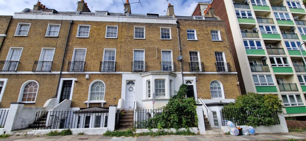 Main image of property: Milton Place, Gravesend, Kent, DA12