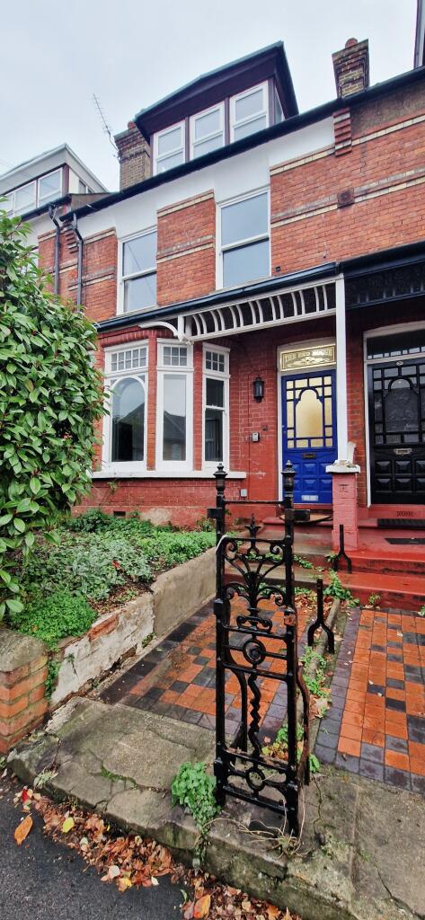 Main image of property: Singlewell Road, Gravesend, Kent, DA11