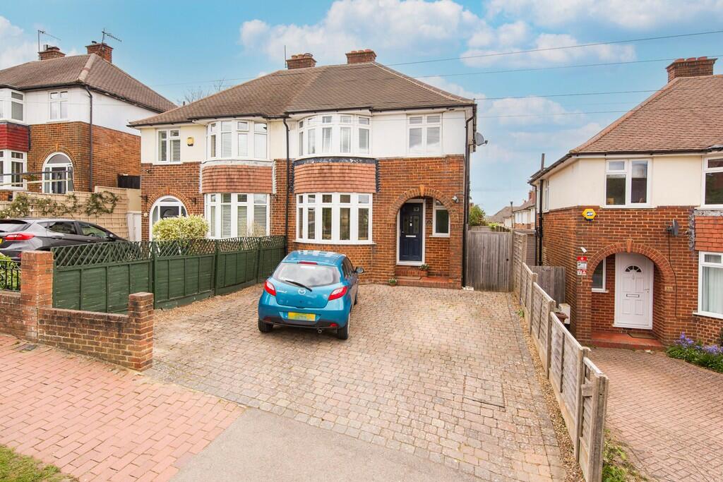 3 bedroom semidetached house for sale in Highfield Road, Tunbridge