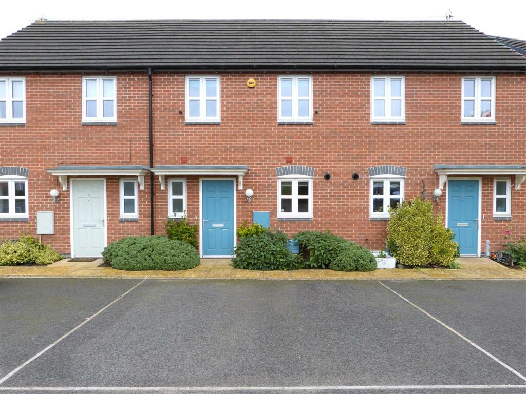 2 bedroom town house for sale in Ladkin Close, Sileby, LE12