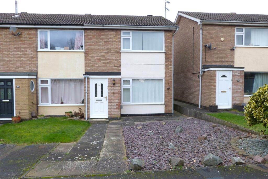 2 bedroom town house for sale in Millers Close, Syston, Leicester, LE7