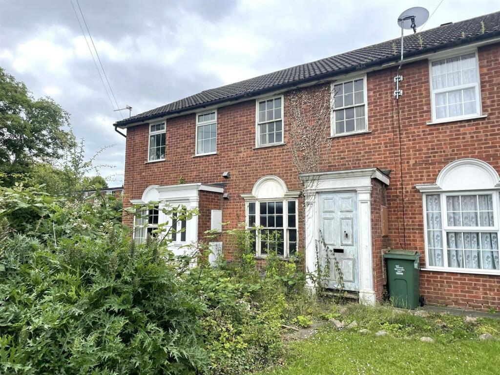 2 bedroom town house for sale in Chatsworth Drive, Syston, LE7