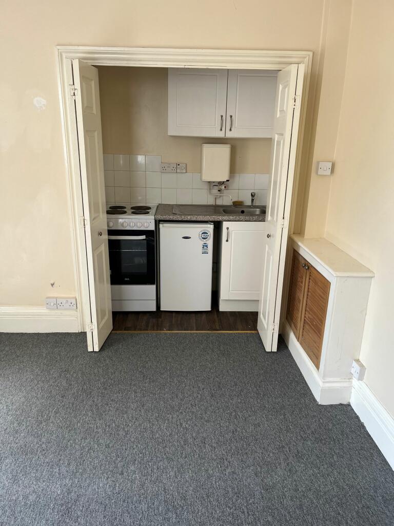 Main image of property: Flat 1A, 37 Darwin Road, Southampton, SO15