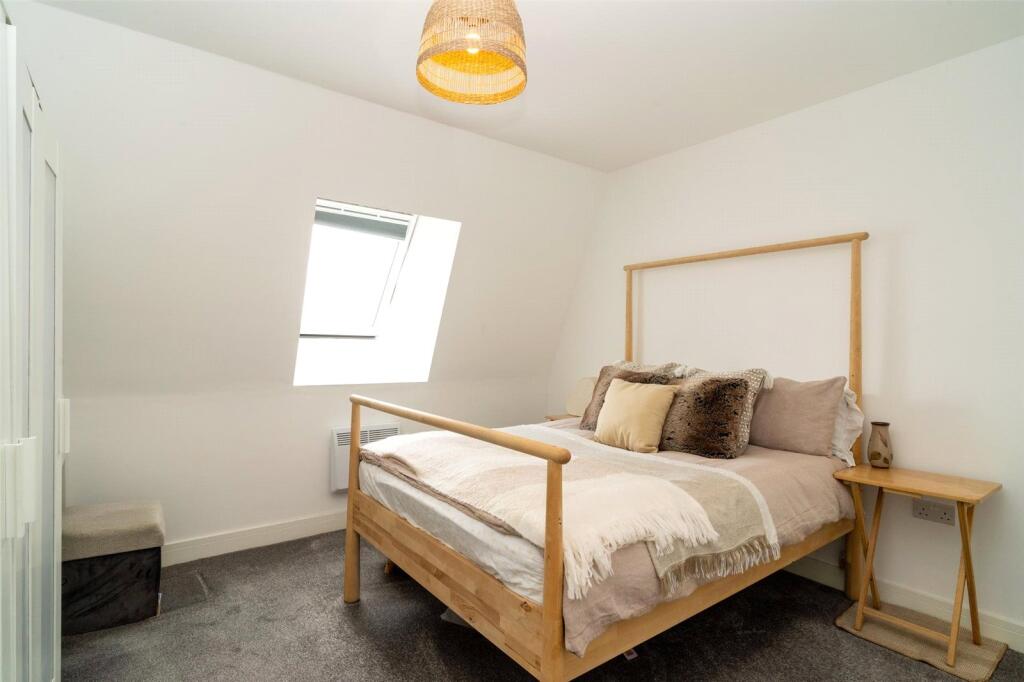 Main image of property: Alton Mews, Aylesbury, Buckinghamshire, HP19