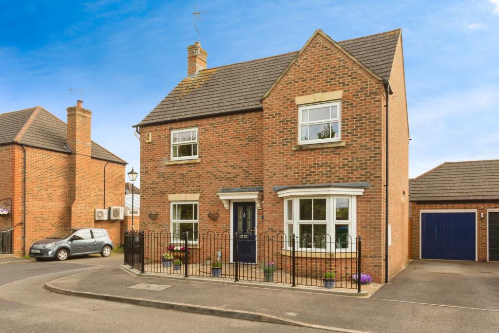 Main image of property: Spruce Road, Aylesbury, HP19