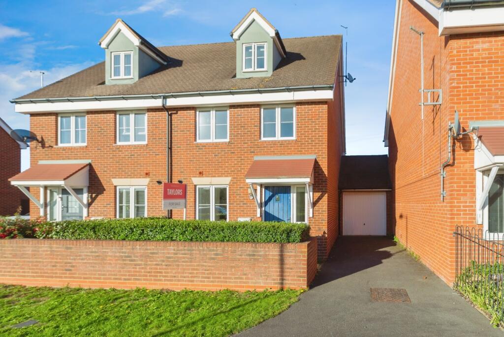 Main image of property: Thornley Close, AYLESBURY, Buckinghamshire, HP18