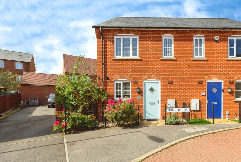 Main image of property: Skinner Road, Aylesbury, Buckinghamshire, HP19