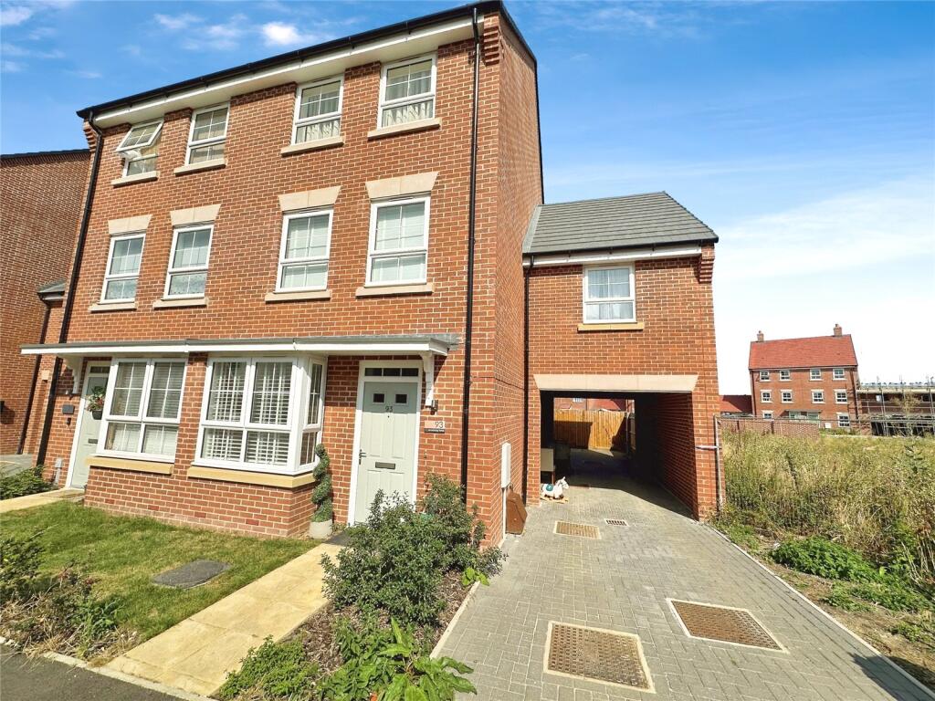 Main image of property: Armstrongs Fields, Broughton, Aylesbury, Buckinghamshire, HP22