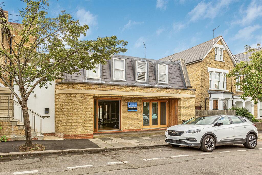 Main image of property: Chestnut Mews, East Sheen, SW14