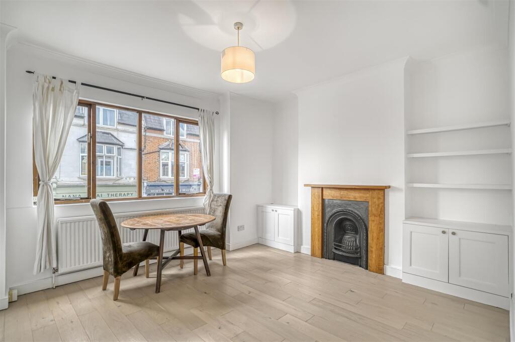 Main image of property: Sheen Lane, East Sheen, SW14