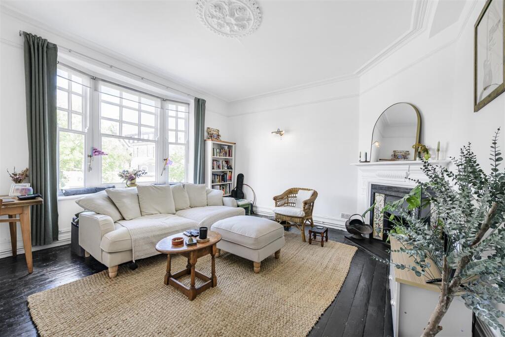 Main image of property: Upper Richmond Road West, East Sheen, SW14