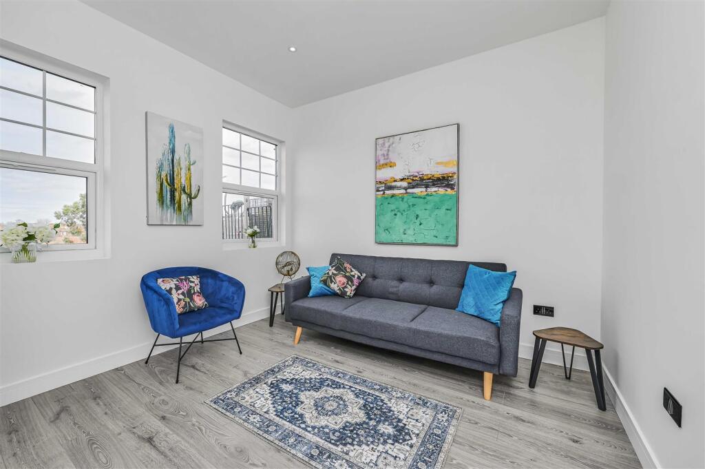 Main image of property: Upper Richmond Road West, East Sheen, SW14