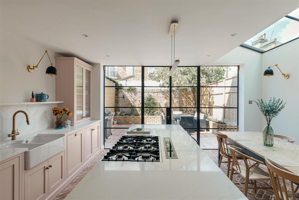 Main image of property: Stanbridge Road, London