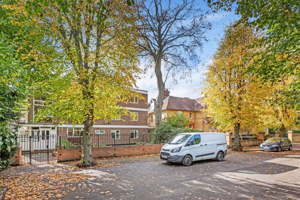 2 bedroom house for sale in St. Mary's Grove, Putney, SW13