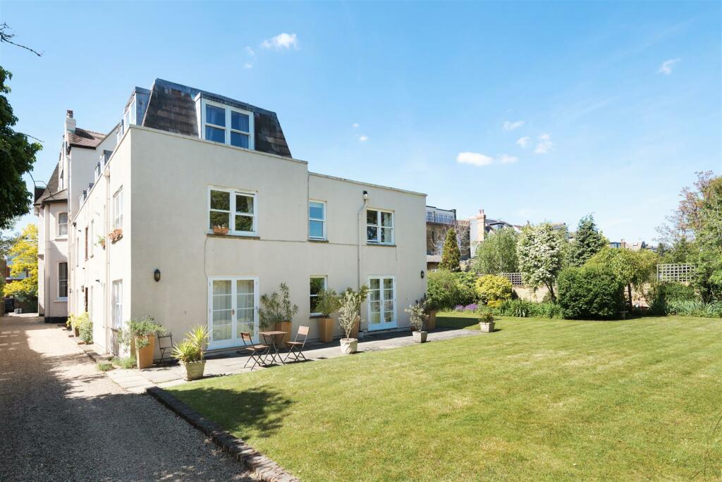 Main image of property: Castelnau, Barnes, London, SW13