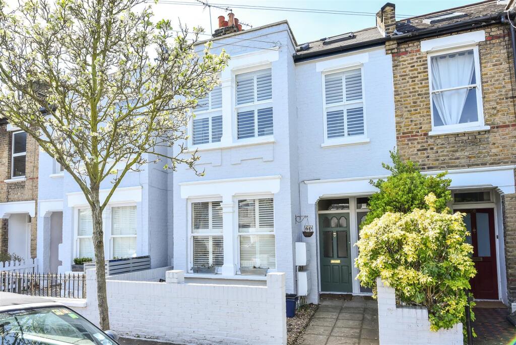Main image of property: Second Avenue, London, SW14