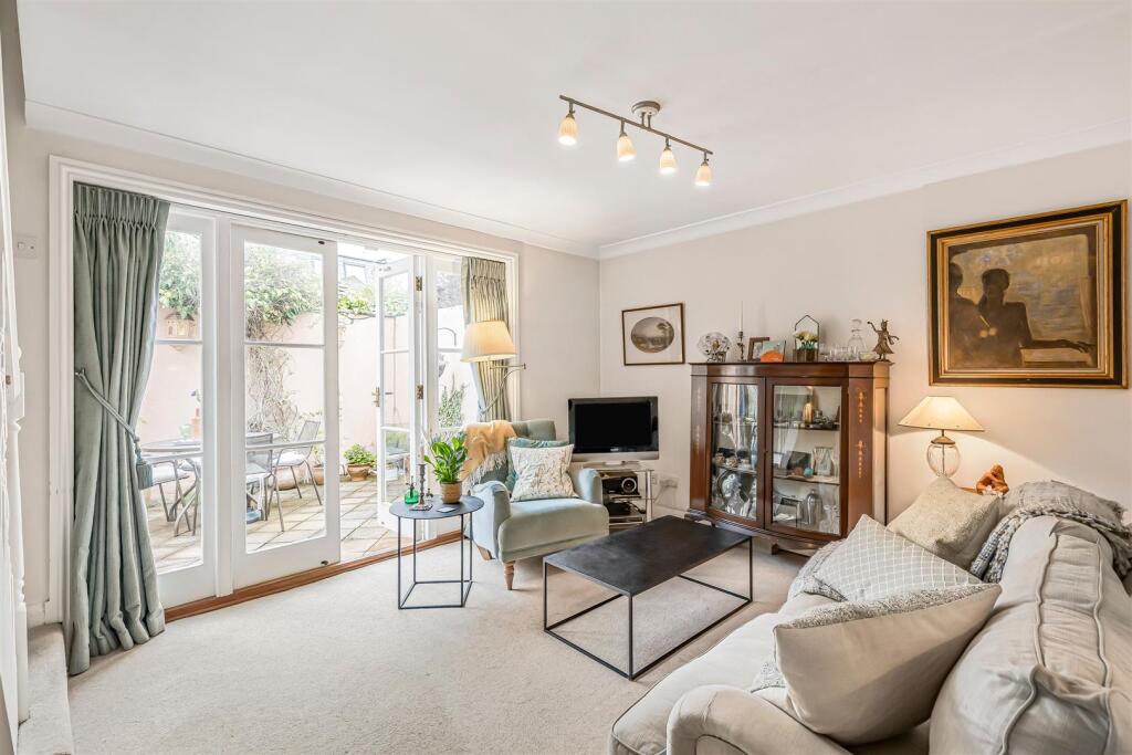 Main image of property: Station Road, Barnes, London, SW13